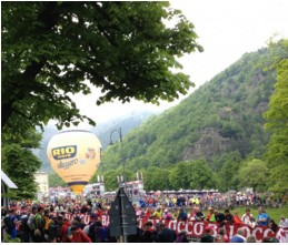 Mongolfiera in toscana Rio Mare al giro d'italia