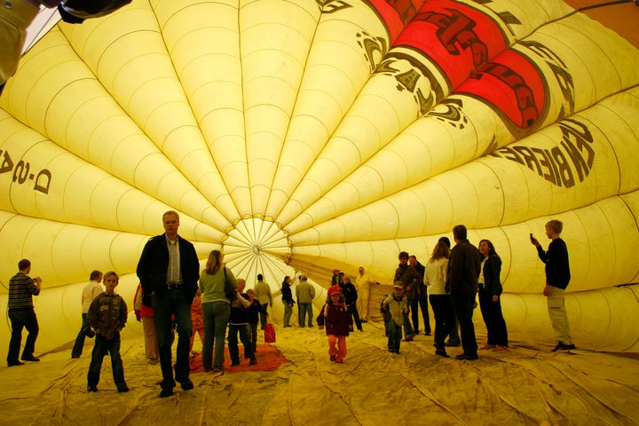 Gonfiaggio a freddo dell'involucro di una mongolfiera