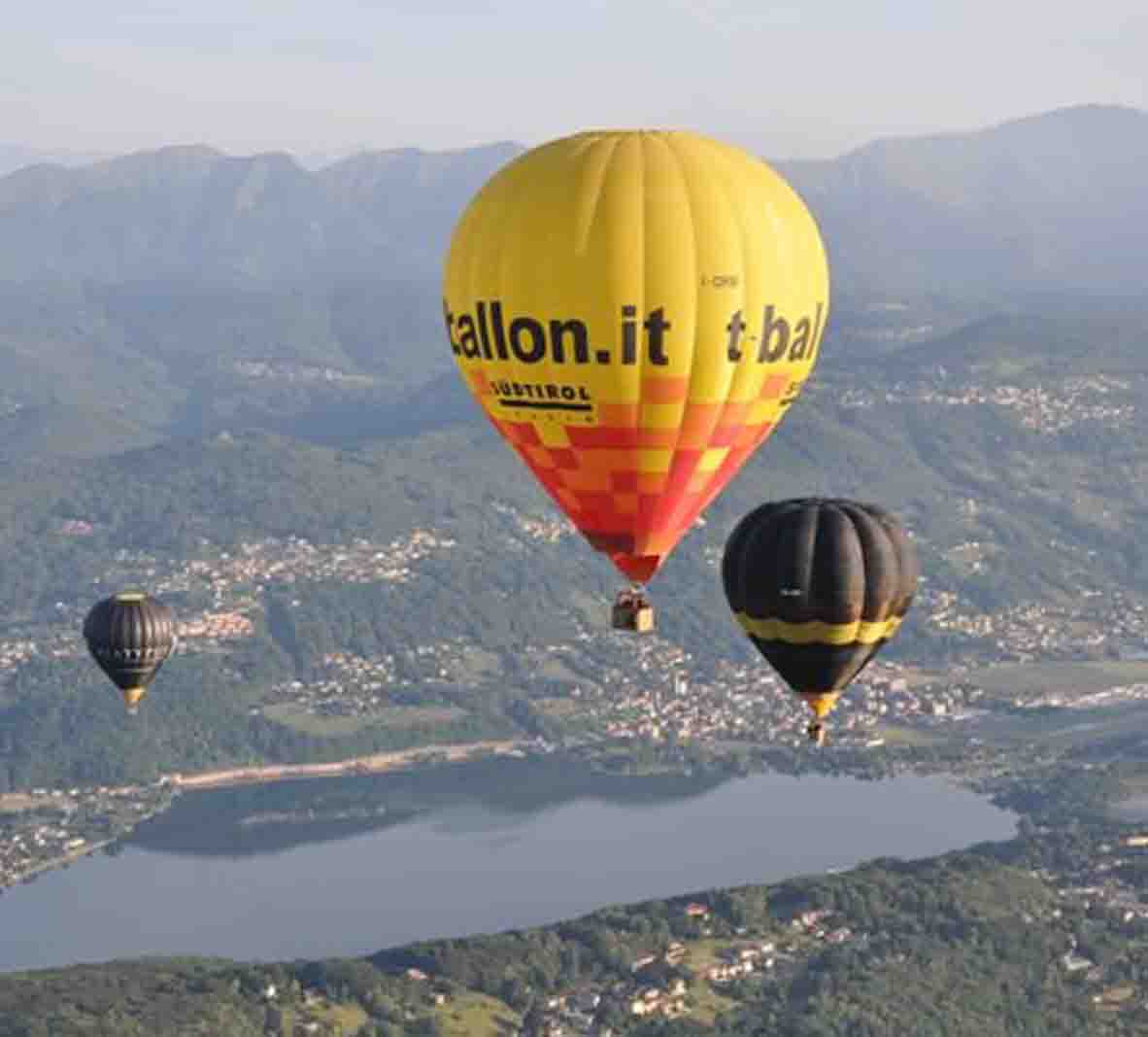 Mongolfiera sui Laghi Mongolfiere in volo sui Laghi
