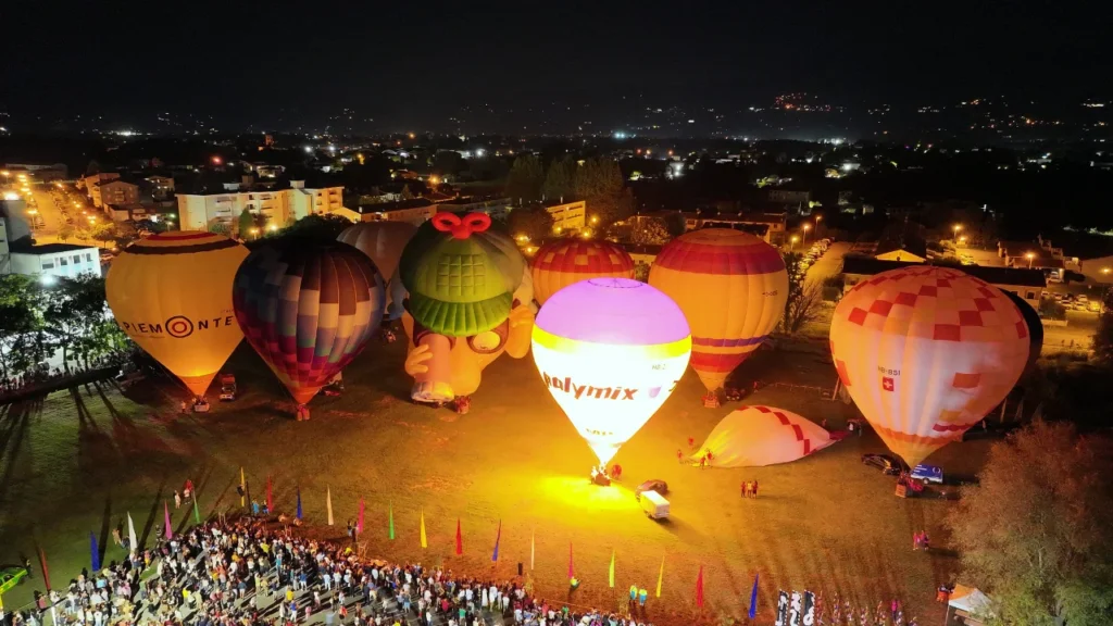 night glow event with hot air balloons